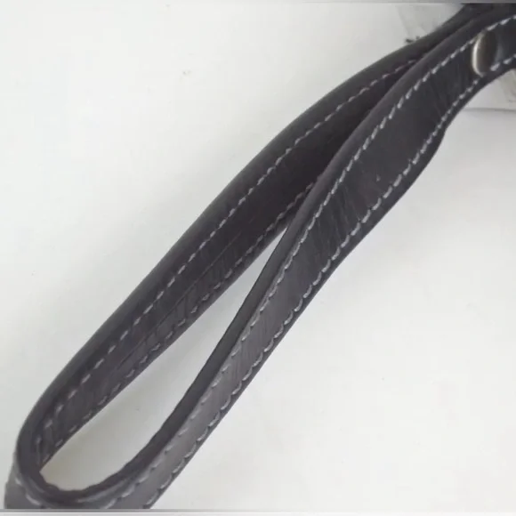 NWT Burberrys Leather Clutch with COA Collectors ItemC - Picture 5 of 11